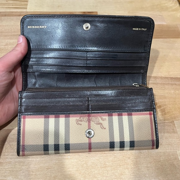 Burberry wallet - Picture 5 of 8